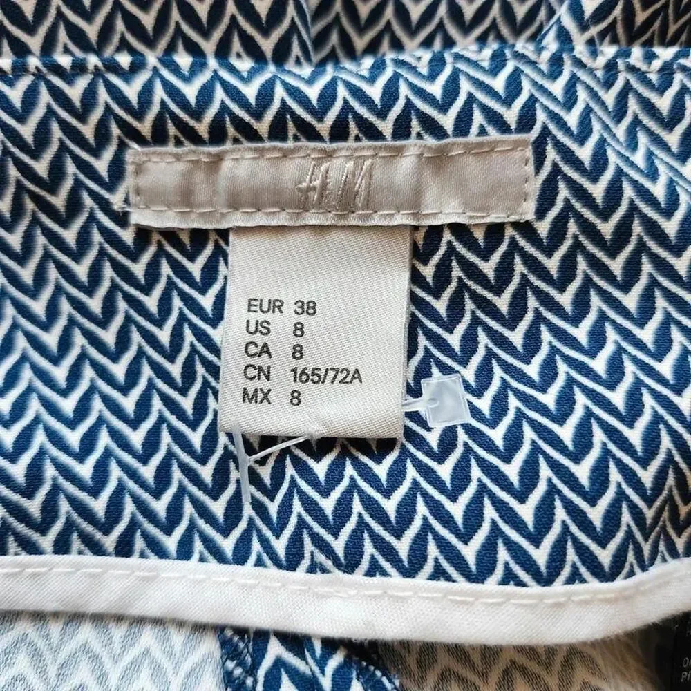 H&M Herringbone City Shorts 8 Office Siren Coastal Prep Resort Chic